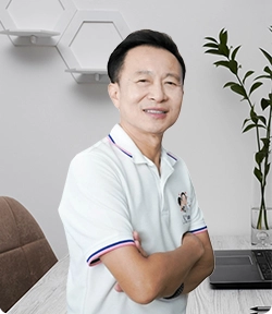 ทันตแพทย์วัฒนา ชัยวัฒน์